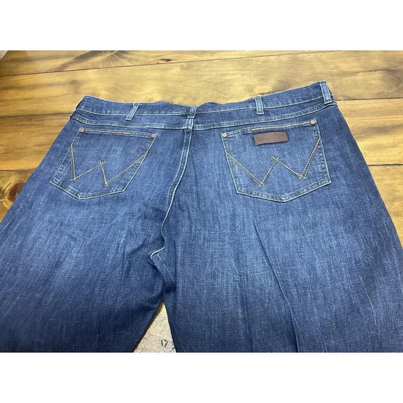 Wrangler Retro Slim Boot Cut Stretch Jeans Mens Size 42X32 Dark Wash - Picture 6 of 9